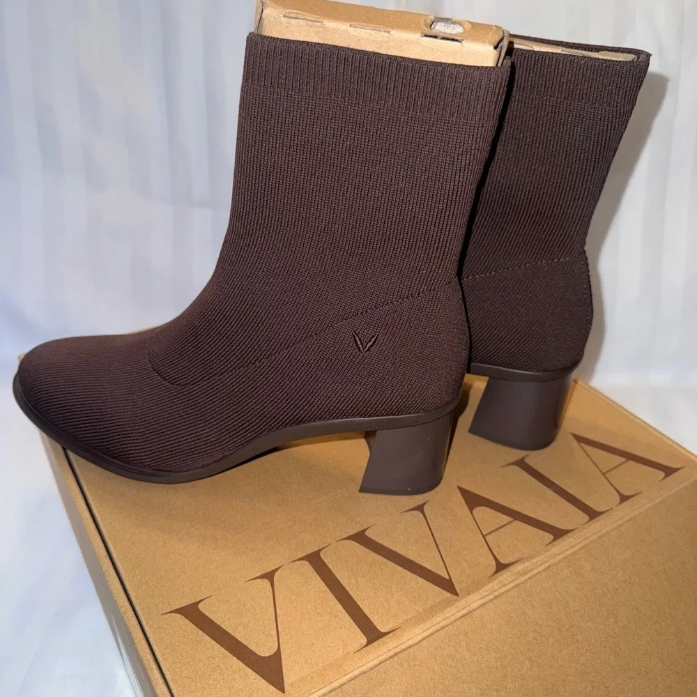 VIVAIA Knit Sock Ankle Boots Chocolate Water‎ Repellent Size 9-9.5 EU40.5